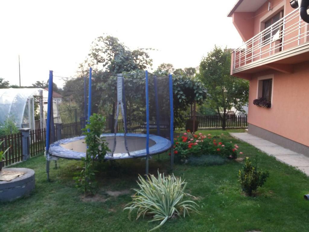 Dubrave Gornje Guest House Ahmo Halilcevic מראה חיצוני תמונה
